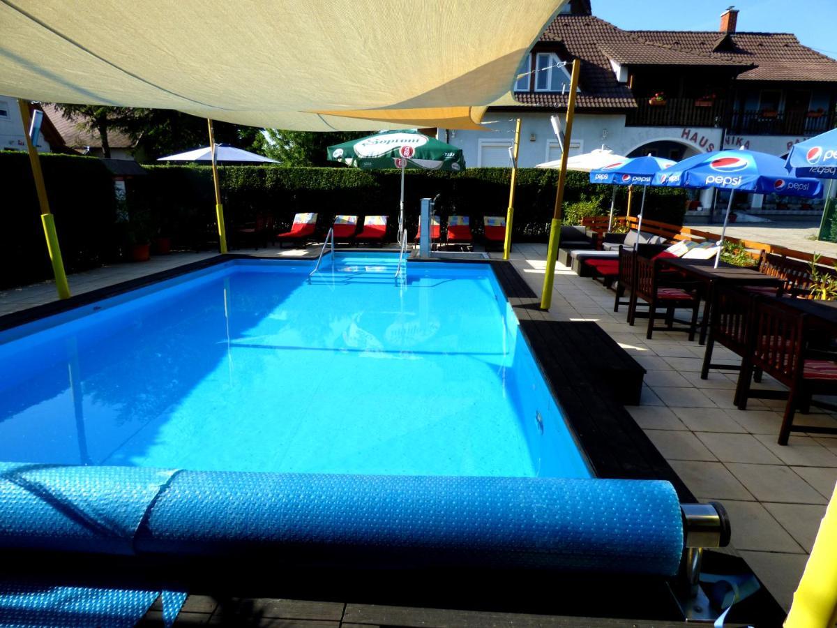 Janika Pension Vonyarcvashegy Esterno foto