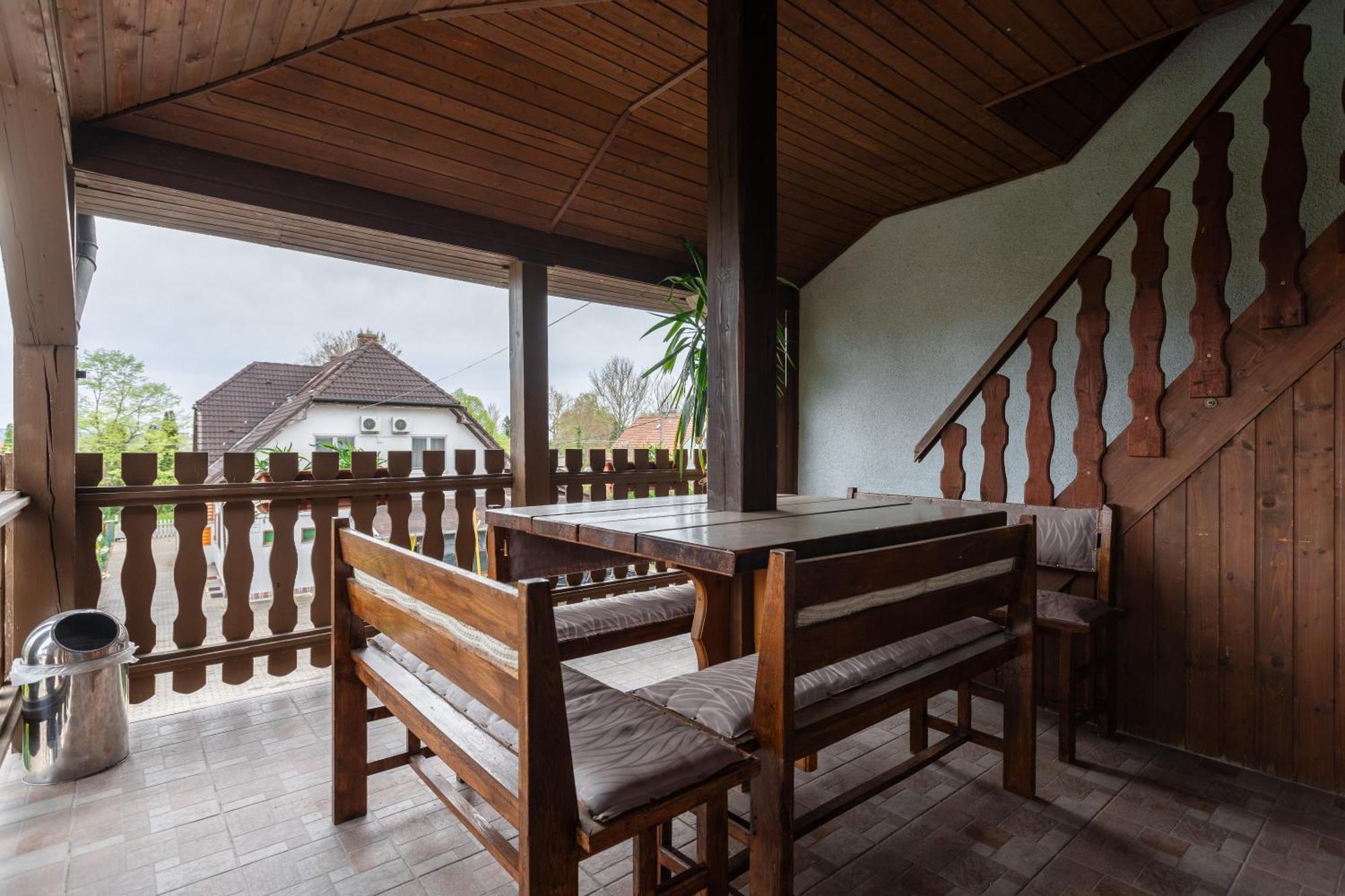 Janika Pension Vonyarcvashegy Esterno foto
