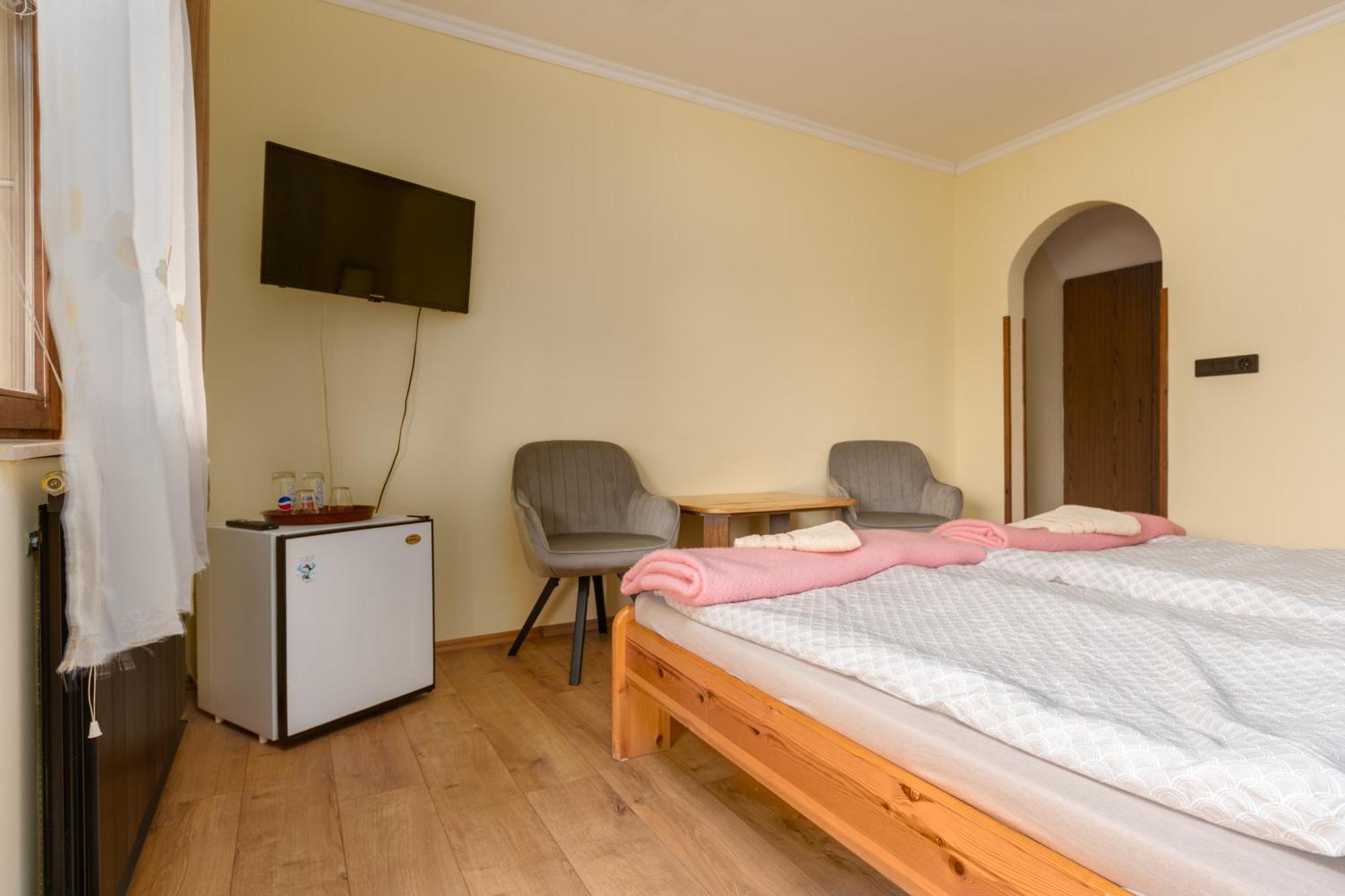 Janika Pension Vonyarcvashegy Esterno foto