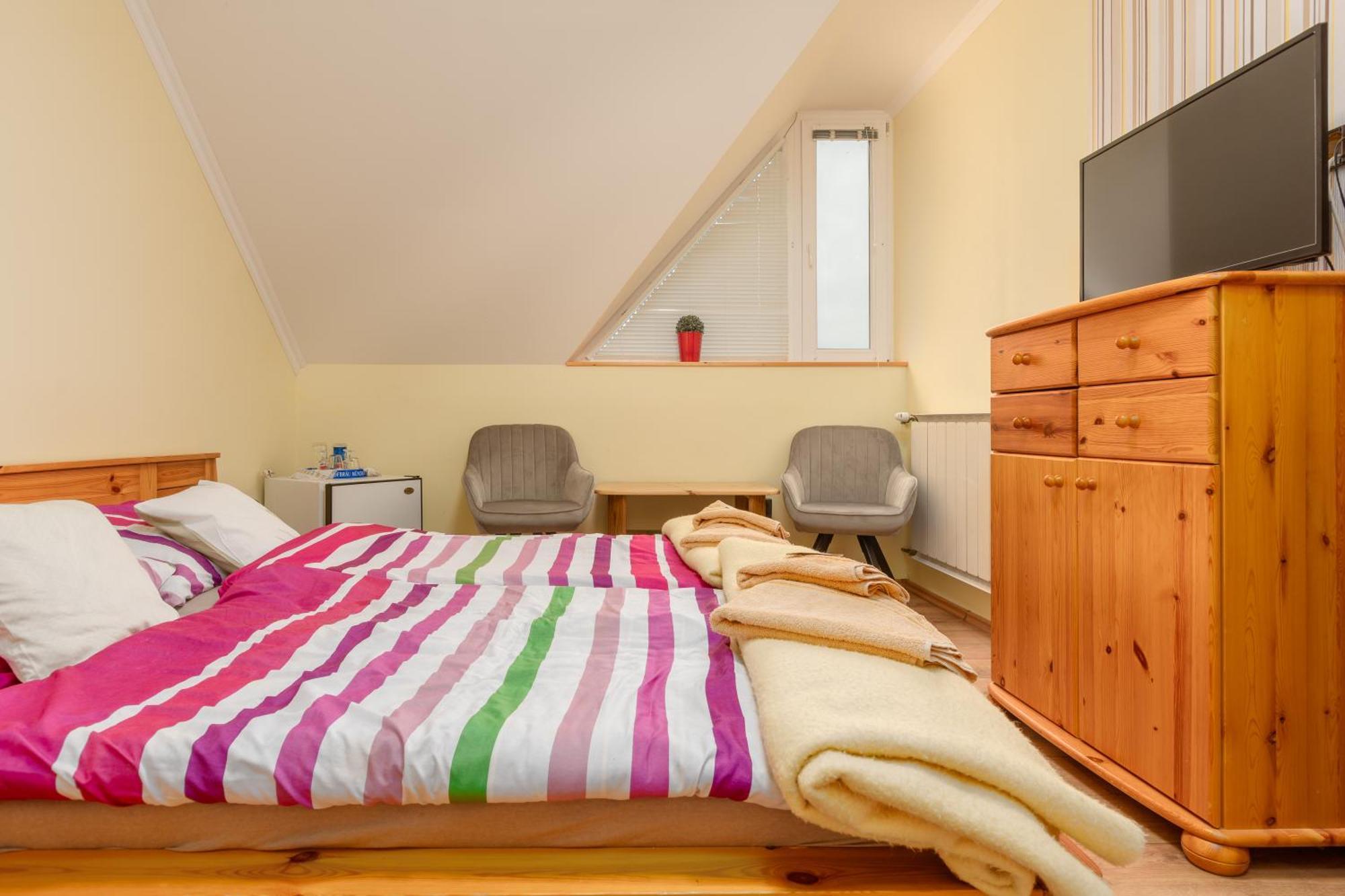 Janika Pension Vonyarcvashegy Esterno foto