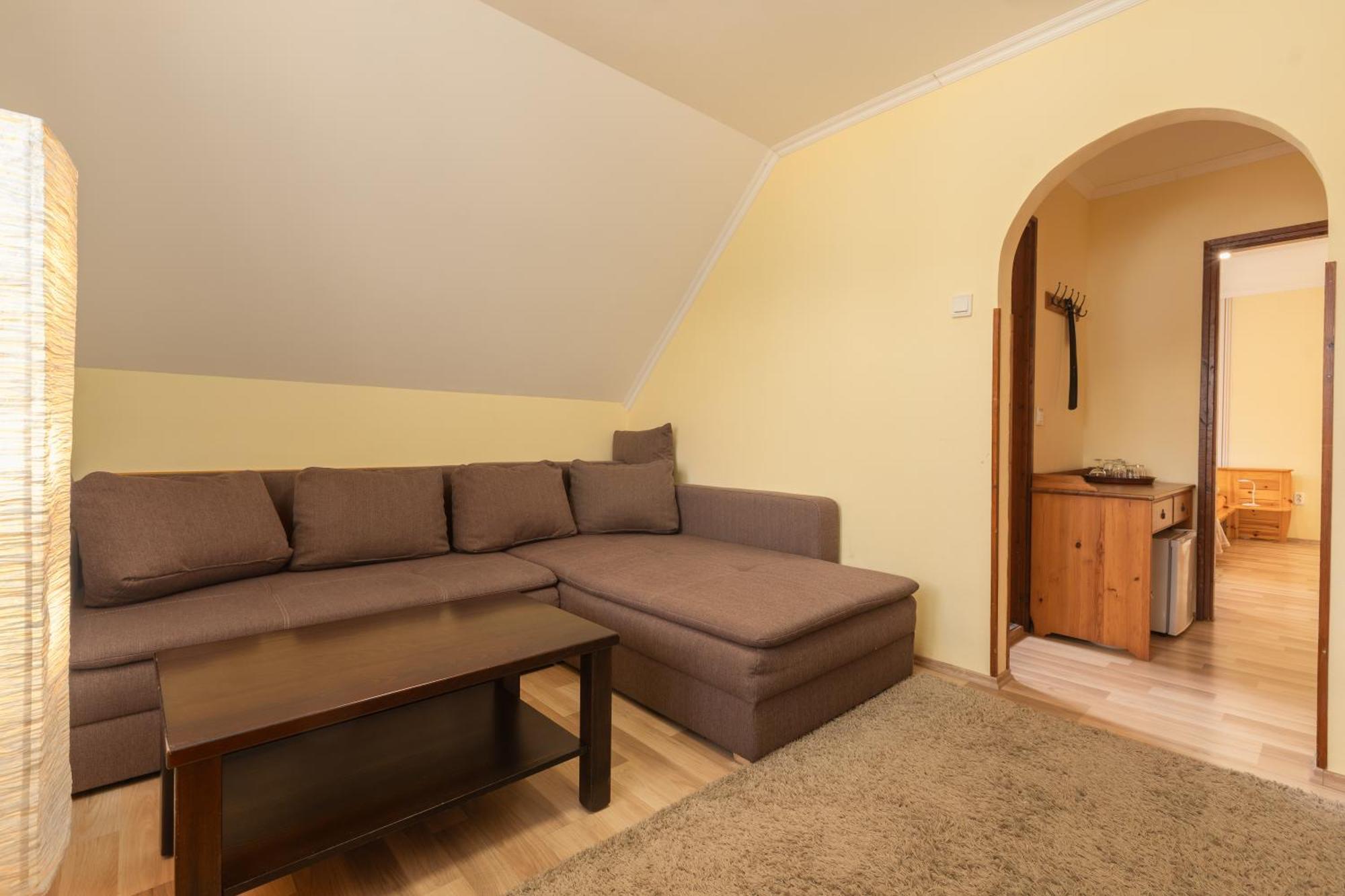 Janika Pension Vonyarcvashegy Esterno foto